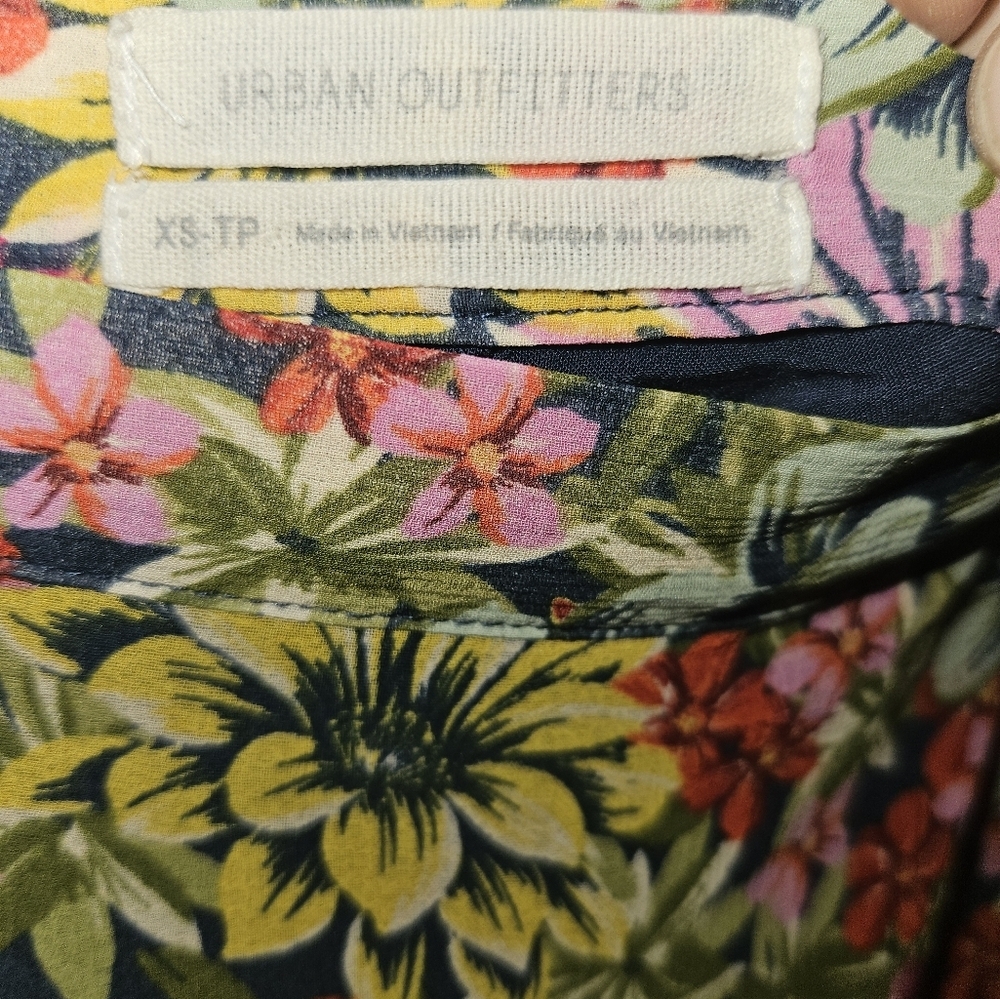 Urban Outfitters Floral Mini Skirt Size Xs - Picture 6 of 12